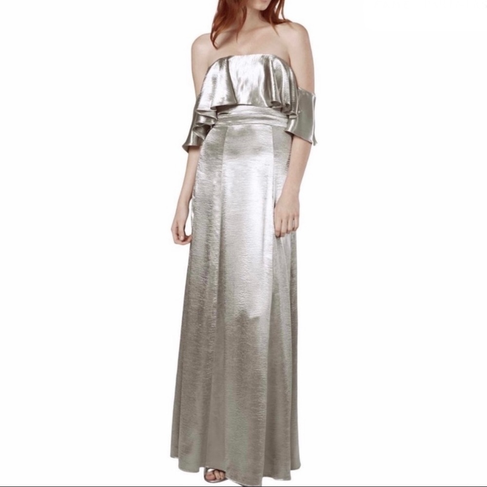 NEW FAME AND PARTNERS SILVER METALLIC RUFFLE GOWN